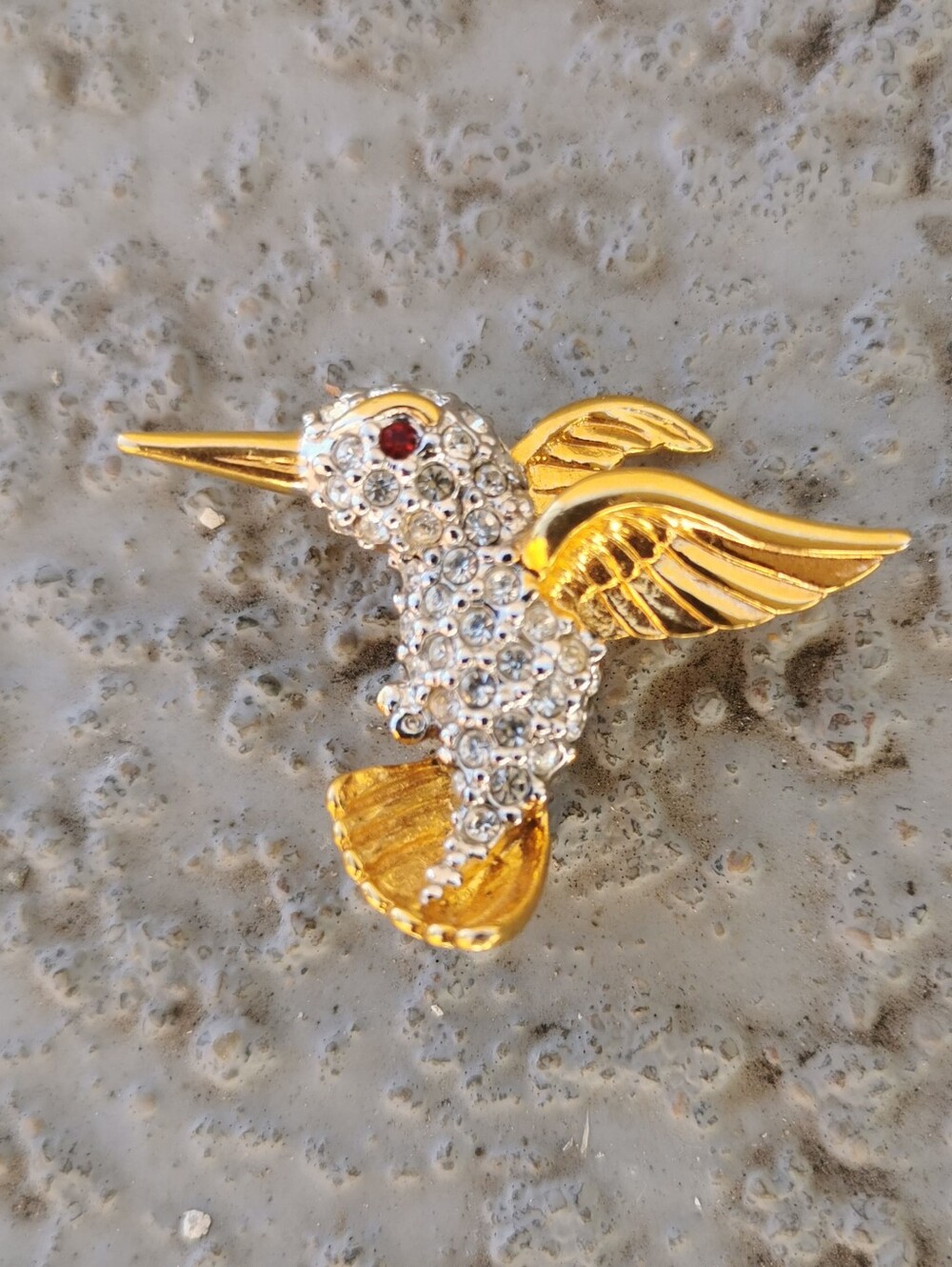 Vintage Butler Gold Tone Rhinestone Hummingbird Pin Brooch Signed